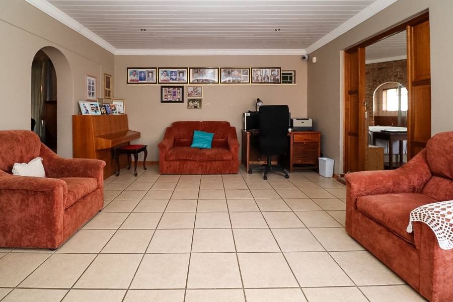 4 Bedroom Property for Sale in Declercqville North West